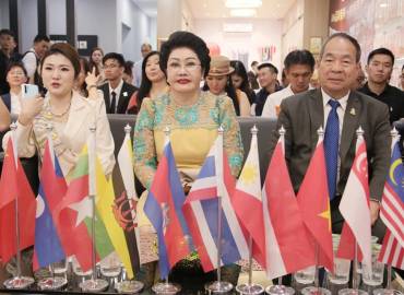 The presentation of Cambodia’s high potential for investment and rapid developing, to members of the Asia Pacific Entrepreneurs Association in the afternoon of December